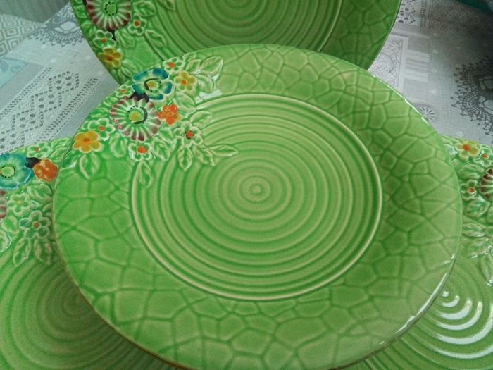 Crown Devon Majolica Shallow Bowl