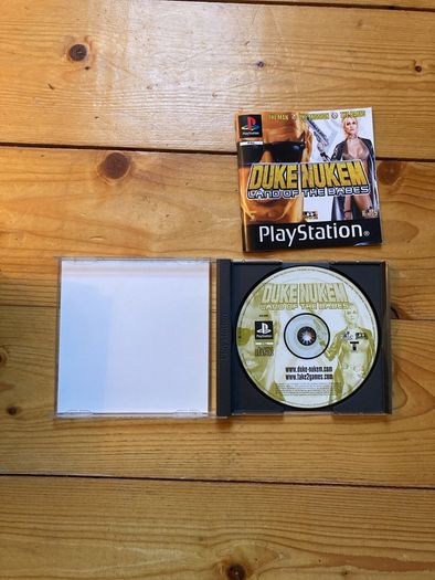 Duke Nukem Land of The Babes PS1