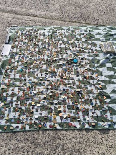 900 Vintage Enamel Pin Badges(rrp 1800-2500 euro)