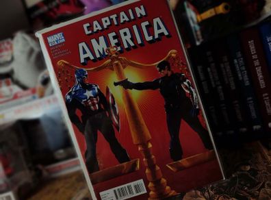 Captain America ! Issue #615 ! Finale of The Trial of Captain  America ! 2011 ! by Marvel !