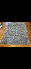 Grey shaggy rug