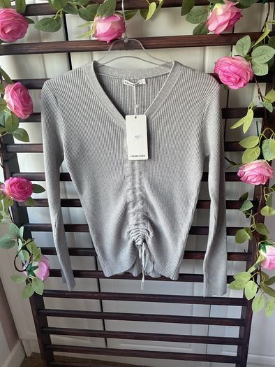 jumper Bnwt grey vneck long sleeve grey drawstring detail jumper m/l