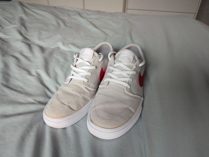 Nike Size 9