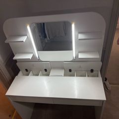 Kids Vanity desk