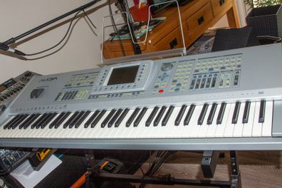 Ketron Audya 76 Key Music Station / Keyboard