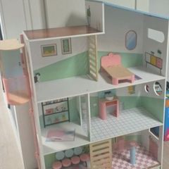 doll playhouse
