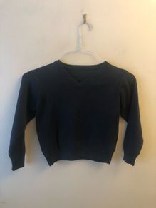 Navy school jumper (age 6-7)