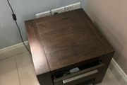 coffe table with drawer