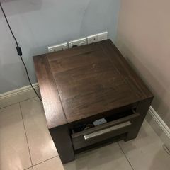 coffe table with drawer