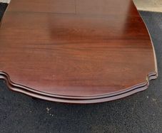 Mahogany Extenedable Dining Table