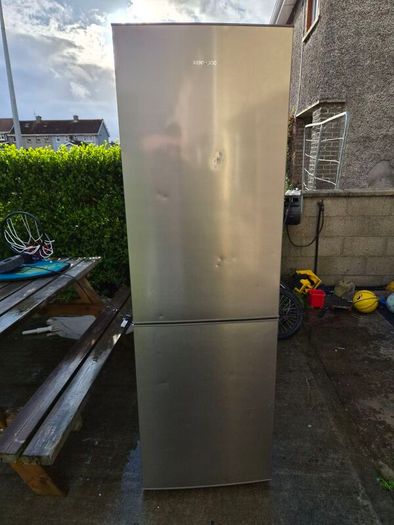 Kenwood fridge freezer