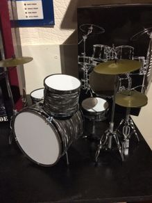Miniature drumkits