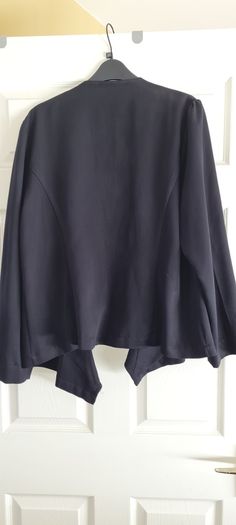 PLUS SIZE (20) Black Waterfall Blazer. New