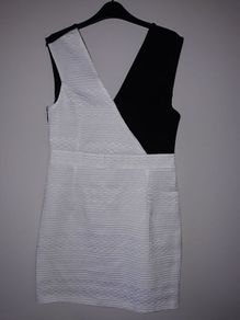 BNWT Gorgeous black and white monochrome Vila dress size L
