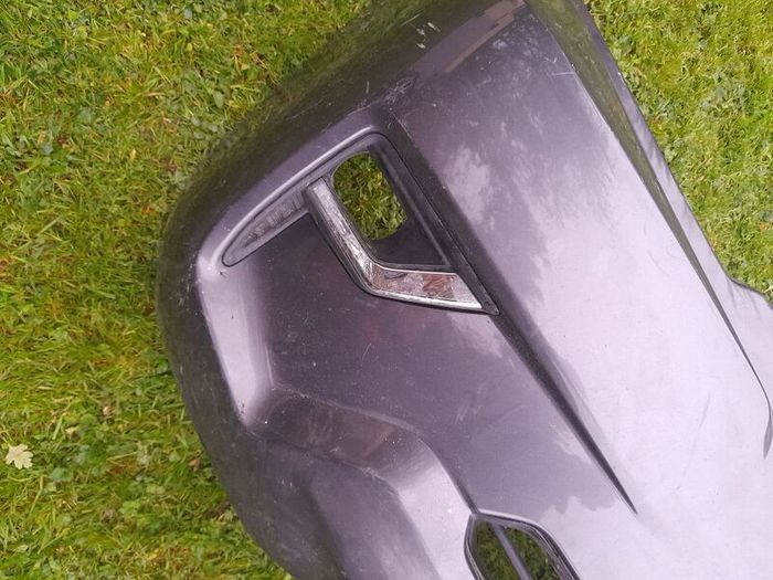2 Genuine Toyota Landcruiser Front Bumpers