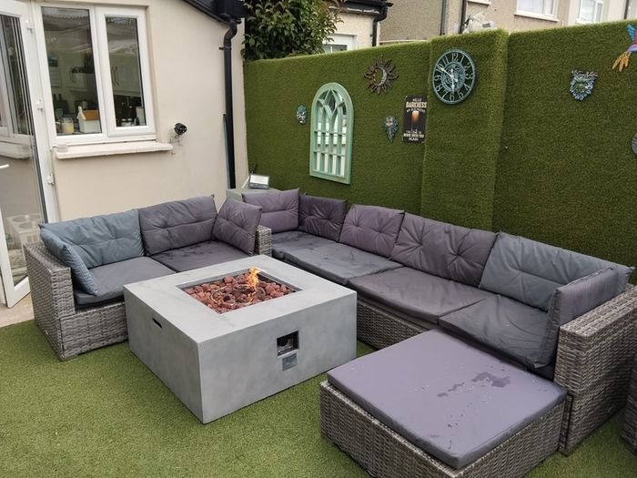 9 seater Grey Rattan Set & Gas Fire Pit