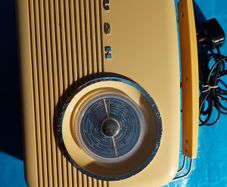 BUSH ANTIQUE RADIO, Model TR82, Working Perfect and in excellent condition