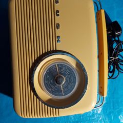 BUSH ANTIQUE RADIO, Model TR82, Working Perfect and in excellent condition