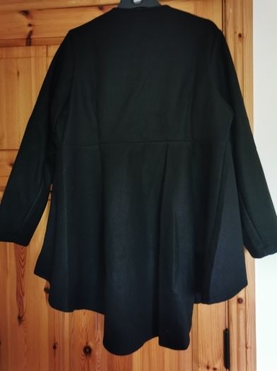 BNWT Stylish Black Coat with Pearl Charms size 18