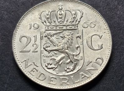Netherlands 1966 Silver 2 1/2 Gulden - Juliana Unc coin