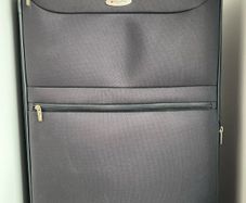 28 inch suitcase