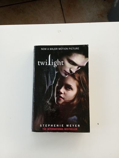 4 piece book bundle for teens