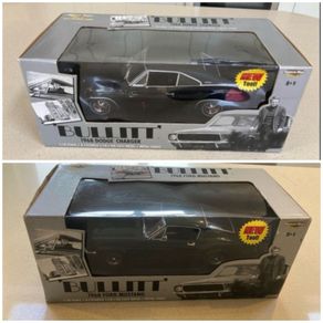 Bullitt Steve McQueen Ford Mustang & Dodge Charger 1/18