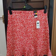 Red skirt