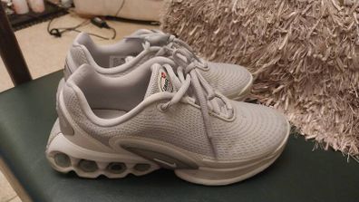 Nike size 4 perfect immaculate were 120