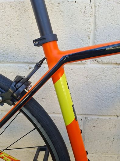 Felt FR 50 Carbon Fork/Aluminium Frame Road Bike