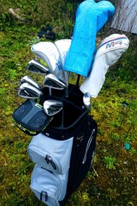 Set of Taylormade Ladies Golf Clubs