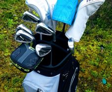 Set of Taylormade Ladies Golf Clubs