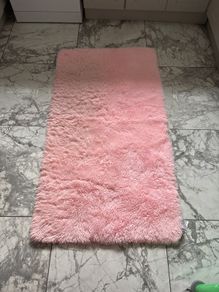 Pink mat for bedroom