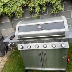 6 burner Gas BBQ - Grillstream