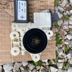 07  Avensis window motor