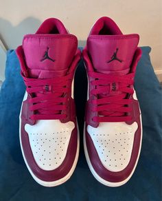 jordan 1 low Nobel red