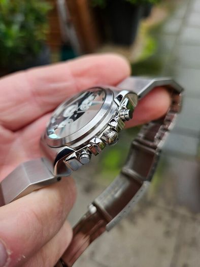 Watch Citizen OXY Chronograph.