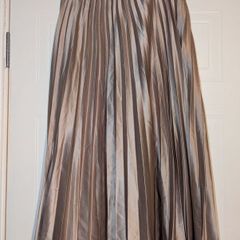 stunning Metallic pleated midi skirt from Zara