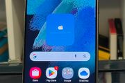 Samsung S21 FE 128GB Dual Sim Unlocked (LCD Has Scratches)