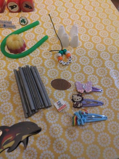Random kids things - 20 cent each