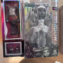 dolls