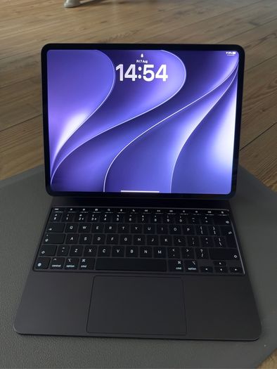 iPad Pro M4 512GB 13 inch perfect condition
