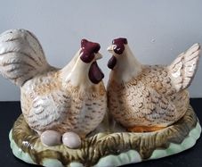 Hen on Nest  Salt and Pepper Shakers by Leonardo Home