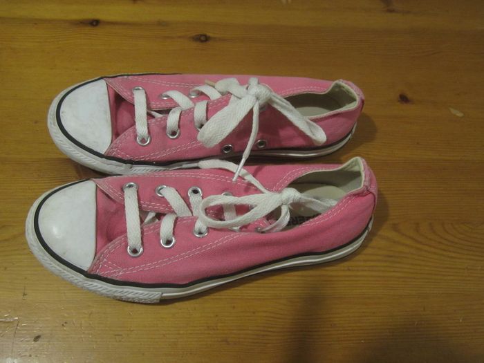 Converse    Size 1