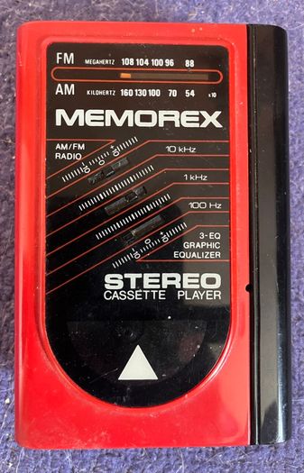 Memorex Cassette & Radio Walkman
