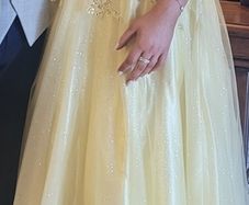 Beautiful Yellow Debs Dress