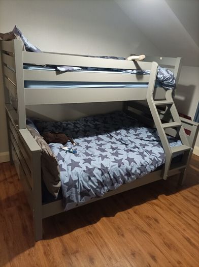 triple sleep bunk bed