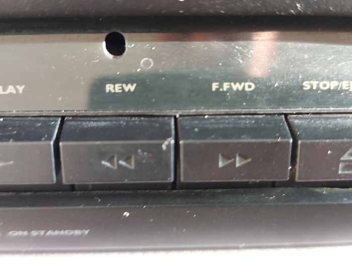 Amstrad Digital Mini HiFi Music System, Model. Micro 1000, Radio, Tape, CD and AUX, all in working order and in very good condition
