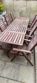 Table & 8 chairs