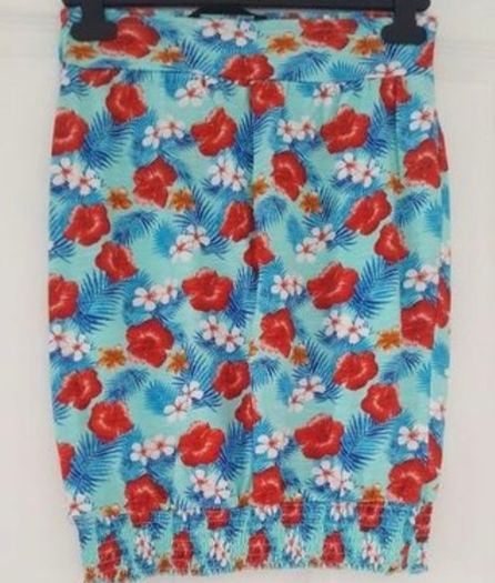 Ladies Sleeveless tops